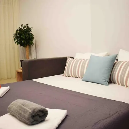 Angella House Apartman