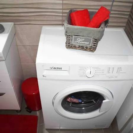 Angella House Apartman