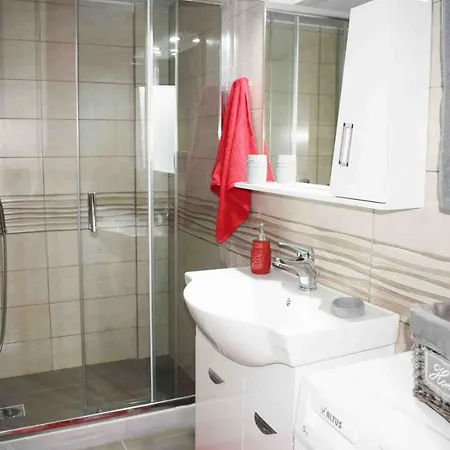 Apartman Angella House *