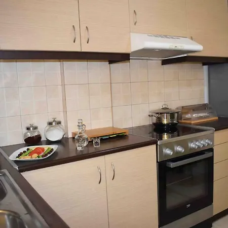 Angella House Apartman